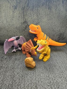 Paw Patrol Dino Rescue Lot Of 4 Dinosaurs